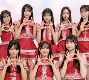 AKB48 – 初恋に似てる 歌詞 ( Lyrics) ジャケット